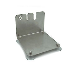 Tail holder